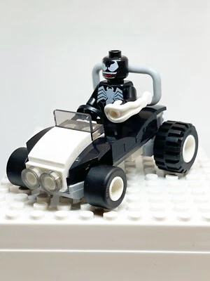 LEGO Venom with Red Mouth and Car Marvel Super Heroes Spider-Man Spiderman 40454 - Image 1 of 4