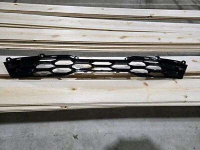 Parachoques delantero rejilla superior para KIA Forte  Foto 1 de 2