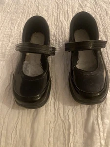 LL Bean Shoes Black Patent Leather Mary Jane Hook Loop Closure Womens 9.5 - Picture 1 of 7