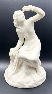 Ninfa "Sabrina" de porcelana Parian Ware con estatuilla de serpiente antigua - finales de 1800 - Imagen 1 de 12