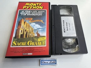 Monty Python Sacré Graal - Cassette VHS - VOST FR - 1989 - Studio Canal - Picture 1 of 4