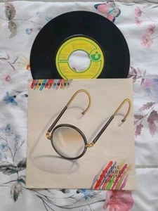 THOMAS DOLBY SHE BLINDED ME WITH SCIENCE 45 RPM 7" RECORD - Picture 1 of 3