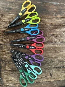 Fiskars craft Paper Edgers Scissors for Paper Crafts, Scrapbooking Lot Of 8 - Picture 1 of 3