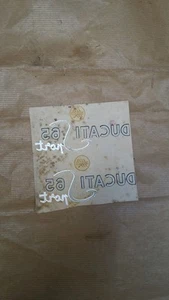 Emblema adesivo Moto Ducati Sport 65 originale dell'epoca, decalcomanie - Picture 1 of 1