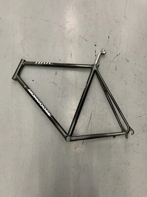 Cuadro de bicicleta de carretera de fibra de carbono vintage Mongoose IBOC Champion 58 años 90 Shimano Foto 1 de 4