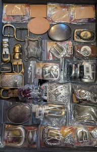 LOT LEATHER WORKING MAKING 23 BELT BUCKLES/Sets 5 Inserts TANDY Leather Fac. - Picture 1 of 9