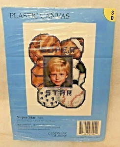 Candamar Designs Super Star 7004 Sports Themed Plastic Canvas Kit 3.5x4.75" - Picture 1 of 4