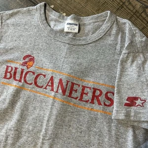 Vintage Starter Tampa Bay Buccaneers Single Stitch Graphic T-Shirt Men’s Size XS - Picture 1 of 12