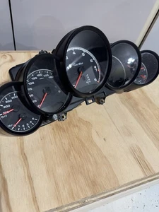 2013-2014 PORSCHE CAYENNE TURBO SPEEDOMETER OEM - Picture 1 of 8