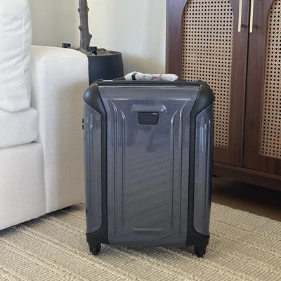 Tumi Vapor 22” Continental Carry-On Hardcase Spinner Luggage Blue NWT $725 - Image 1 of 4