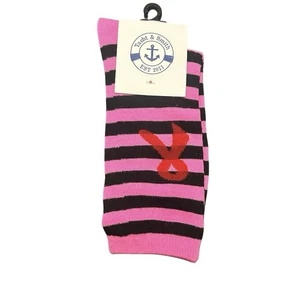 Breast Cancer Awareness Women’s Pink Socks Size 9-11 Red Ribbon Yaht & Smith New - Picture 1 of 6