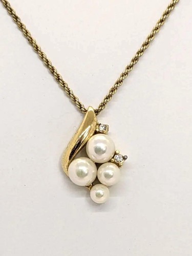 Collana Christian Dior perle finte