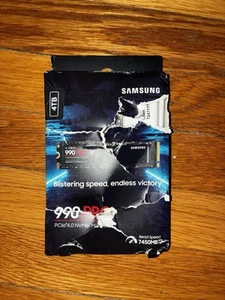 Samsung - 990 PRO 4TB Internal SSD PCle Gen 4x4 NVMe New “Sealed” MZ-V9P4T0B/AM - Afbeelding 1 van 5