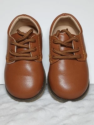 Zapatos de bebé Meckior de cuero marrón con cordones talla 22 Foto 1 de 4