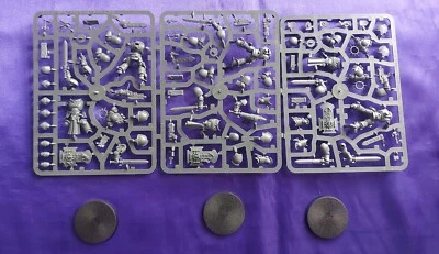 Warhammer 40K - Space Marines - Bladeguard Veteran Squad (3 Modelli), NUOVO