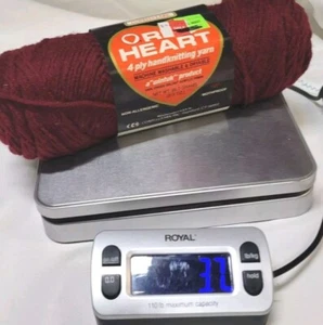 1 Skein Red Heart Coats & Clark 762 Claret 4 Ply Handknitting Yarn Orlon Acrylic - Picture 1 of 5
