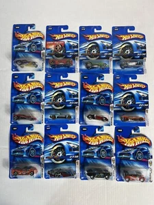 hot wheels lote 12 nuevos en pack primera edición 2004 y 2006 - Imagen 1 de 10
