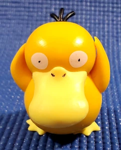 Pokemon Psyduck PVC Figure 2019 Small Action Figure - Picture 1 of 6