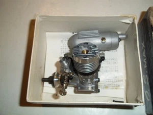 BEAUTIFUL OS 15 RC REMOTE CONTROL MODEL AIRPLANE ENGINE IN NEW CONDITION - Picture 1 of 9