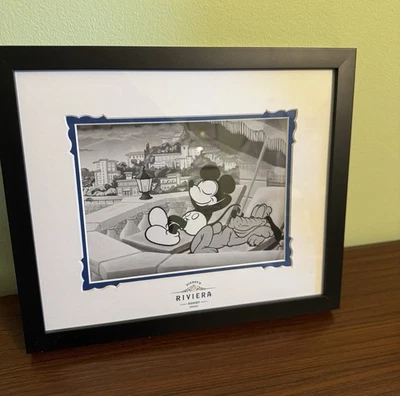 Siesta junto al mar Disney Riviera Resort Mickey y Pluto impresión artística enmarcada exclusiva 2019 Foto 1 de 4