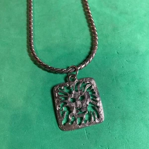 Vintage Anne Klein Lion Logo Silver Tone Toggle Necklace Reversible B135 22” - Picture 1 of 8