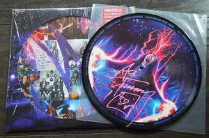 Álbum Ace Frehley 10000 Voltios FIRMADO Disco de Imagen LP ROSA BESO AUTÓGRAFO - Imagen 1 de 5