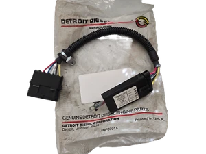 23505265 | Detroit Diesel OEM Coolant Level Module Kit w/ Harness 2350264 - Picture 1 of 8