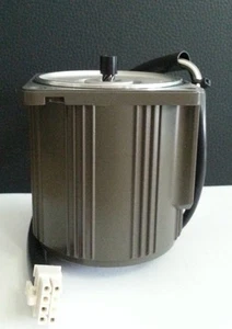 1PC New Panasonic M81X25G4Y 25W motor - Picture 1 of 1