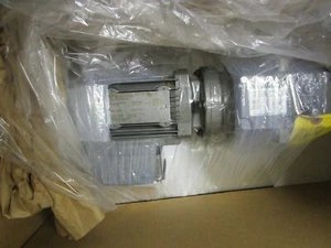SEW-EURODRIVE SA47 DRS71M4 GEARMOTOR 36 RPM 3/4HP SA47DRS71M4 - Picture 1 of 12