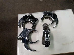 Harley Davidson 44 mm Quick Release Detachable Windshield Clamps - Bild 1 von 1