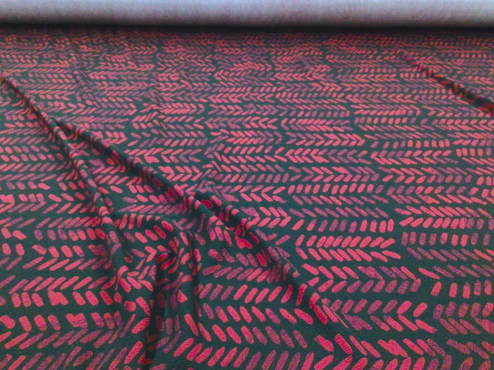 Tela Texturizada Estampada Liverpool 4 Vías Elastizada Borgoña Negra Abstracta O270 Foto 1 de 1