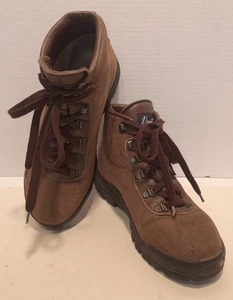 Vintage VASQUE Women's Sz 7.5M Hiking Mountaineer Boots 7561 Tan Nubuck Leather - Picture 1 of 16