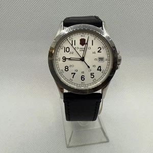 Victorinox Swiss Army Uhr Herren Swiss Made 030076837 Datum Leder neue Batterie - Bild 1 von 5