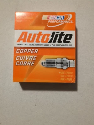 Paquete de 4 - Bujías de repuesto automotrices Autolite 46 con resistencia de cobre Foto 1 de 3