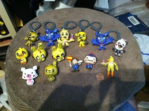 Lot of 6 Five Nights at Freddy's Backpack Hangers 1.5" Tall FNAF & Others LOOK14 - Picture 1 of 7