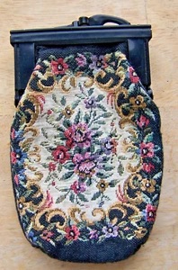 Small Vintage #3013 Change Purse w/ Floral Front & Black Frame Snap Closure - Picture 1 of 5