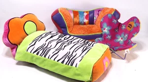 LOT: Manhattan Toy GROOVY GIRLS: 1 bed, couch, and chair, 2 dolls, scooter - Picture 1 of 14