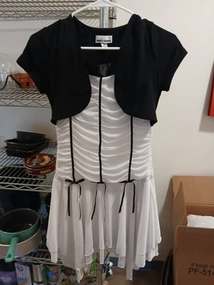 Girl's Dress Size 14 Amy's Closet - Image 1 of 2