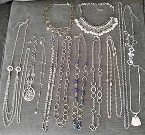 Lot Of 14 Silvertone Necklace Some Signed Vtg Layering Long Link Chain Jewelry - Picture 1 of 8