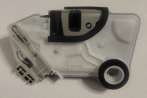 NUEVO FABRICANTE DE EQUIPOS ORIGINALES Actuador de Cerradura de Puerta DELANTERO IZQUIERDO, Modelo DLA02440G *Ver Fotos* - Imagen 1 de 11