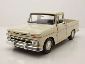 Chevrolet C-10 Fleetside Pick-Up 1966 Beige Coche a Escala 1:24 MotorMax - Imagen 1 de 9