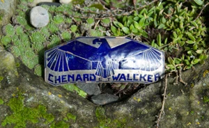 VINTAGE ENAMEL AUTOMOBILE RADIATOR CAR EMBLEM / BADGE # CHENARD & WALCKER FRANCE - Picture 1 of 2