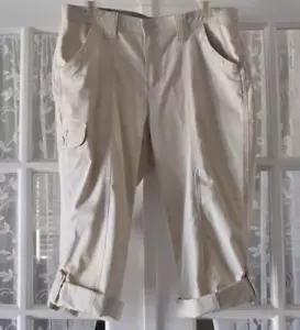 GLORIA VANDERBILT JILL CROPPED CAPRI'S w/ROLL-UP BUTTON CUFFS, SEMI-CARGO Sz. 6 - Picture 1 of 1