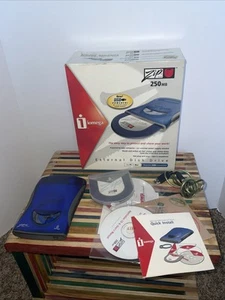 iOmega Zip 250 250MB (USB Powered) PC & Mac External Drive - Open Box - Photo 1/6