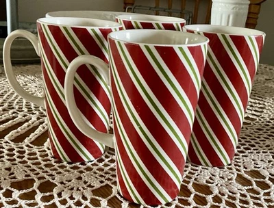 Juego de 4 tazas de café con leche de gres rayas rojas, blancas y verdes 10-12 OZ Foto 1 de 4