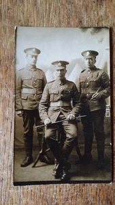 1916 WWI RPPC PHOTO POSTCARD - SOLDIERS NCO INSTRUCTORS - STICKYBACKS CHATHAM - Picture 1 of 5