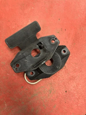 Sea-doo Rxp 215 2007 supercargador capó Bvic asiento bloqueo tapa pestillo conjunto Foto 1 de 2