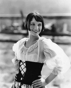 RARE-"SILENT FILM ACTRESS": LOUISE BROOKS OWNED & SIGNED AUTOGRAPHED PHOTO - Picture 1 of 5