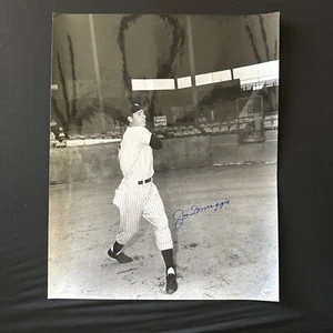 Joe DiMaggio Signed Photo 16x20 Autograph Baseball NY Yankees All Star JSA COA - Picture 1 of 4