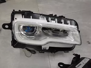 Rolls-Royce Ghost Phantom Cullinan LED Right headlight - Picture 1 of 5